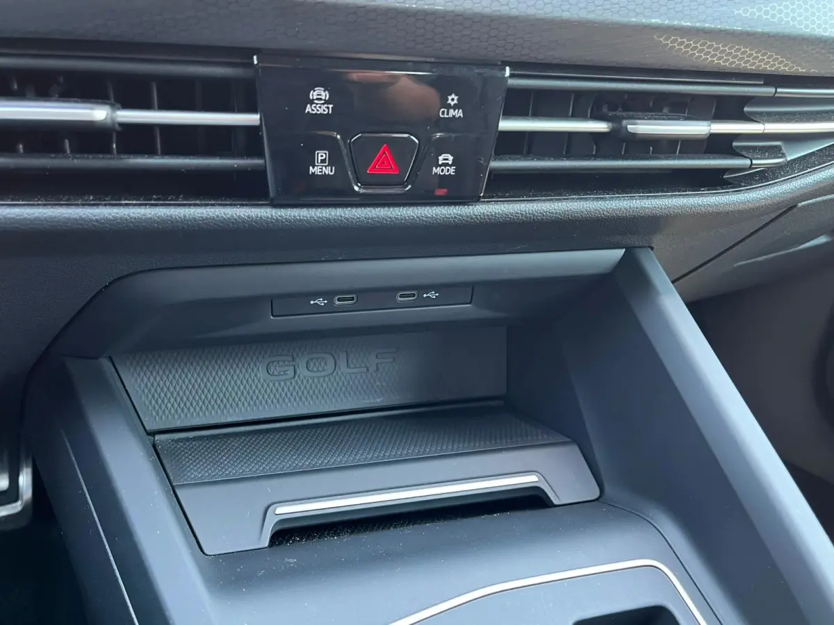 2.0 TSI GTI 245PK | 19' LMV | Achteruitrijcamera | Climate Control | Keyless | LED | Navigatie |