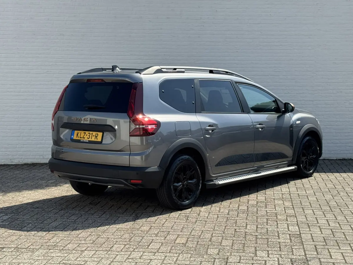 1.6 Hybrid 140 Extreme 7p. Automaat Camera Carplay Cruisecontrol Stoelverwarming Clima