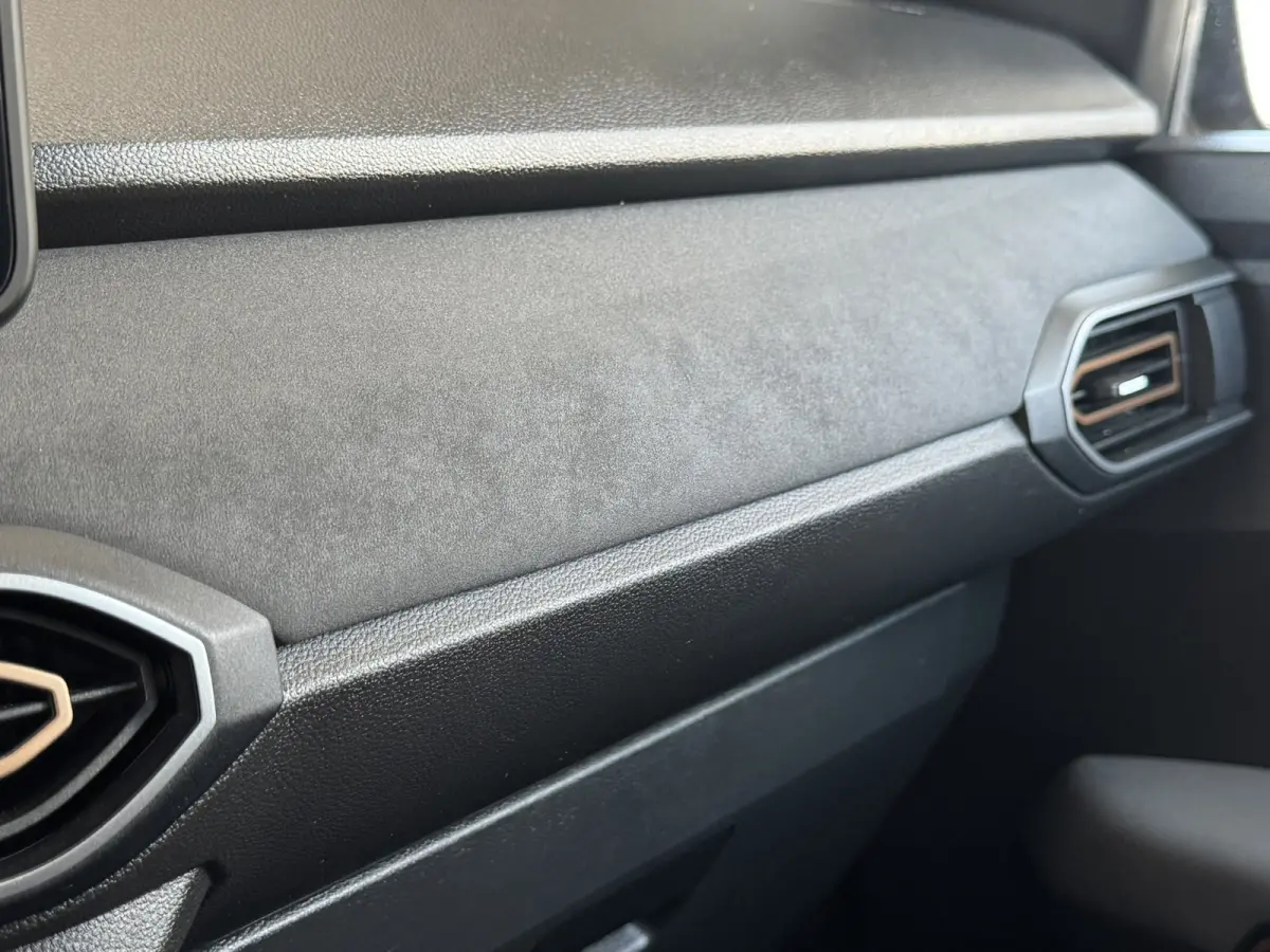 1.6 Hybrid 140 Extreme 7p. Automaat Camera Carplay Cruisecontrol Stoelverwarming Clima