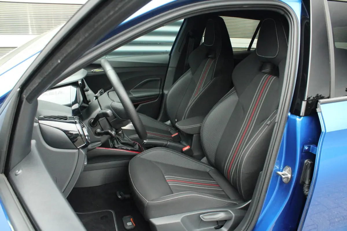1.0 TSI 115pk DSG Monte Carlo | Cruise Control Adaptief | Stoelverwarming | Camera | Apple CarPlay / Android Auto | Climate Control
