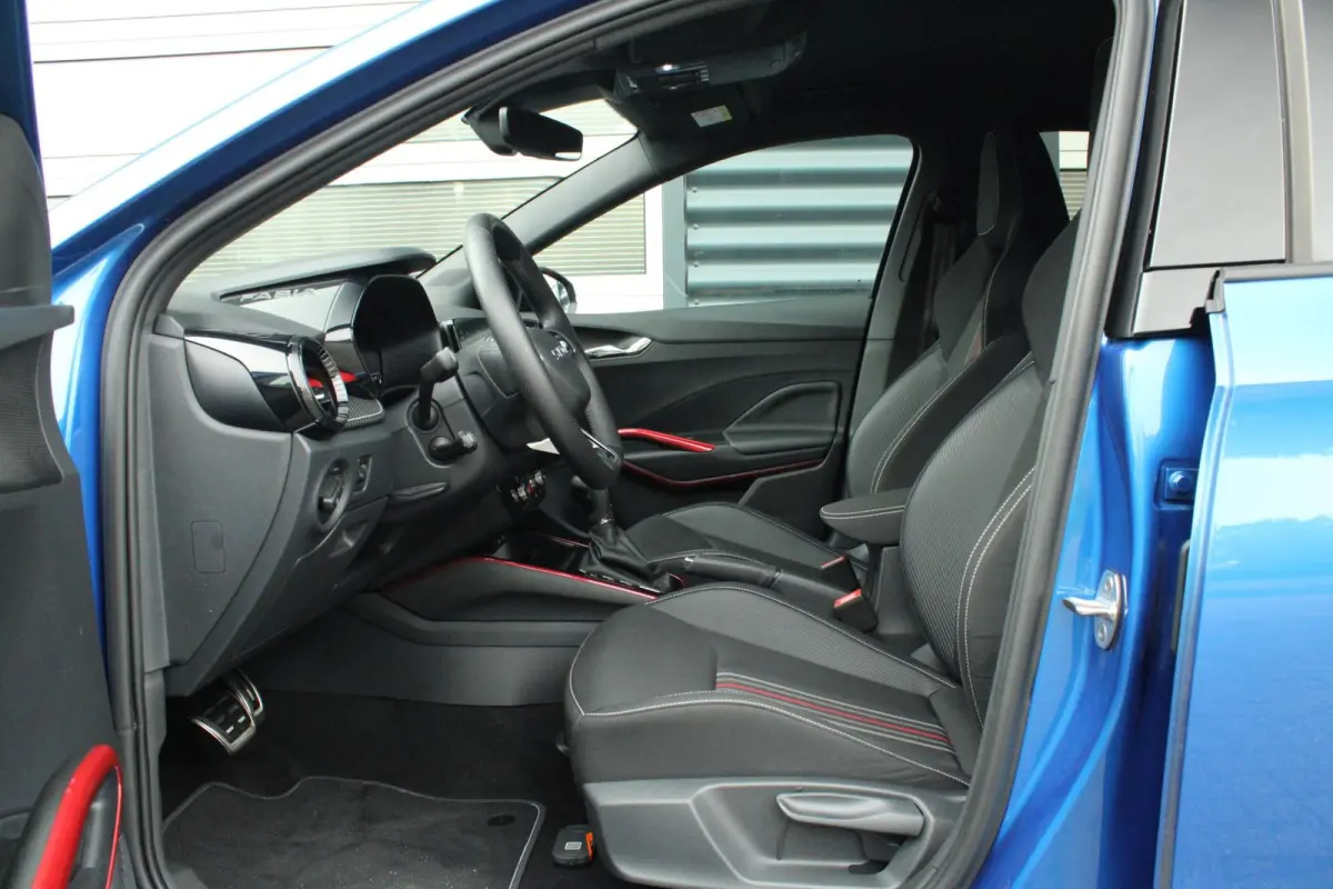 1.0 TSI 115pk DSG Monte Carlo | Cruise Control Adaptief | Stoelverwarming | Camera | Apple CarPlay / Android Auto | Climate Control