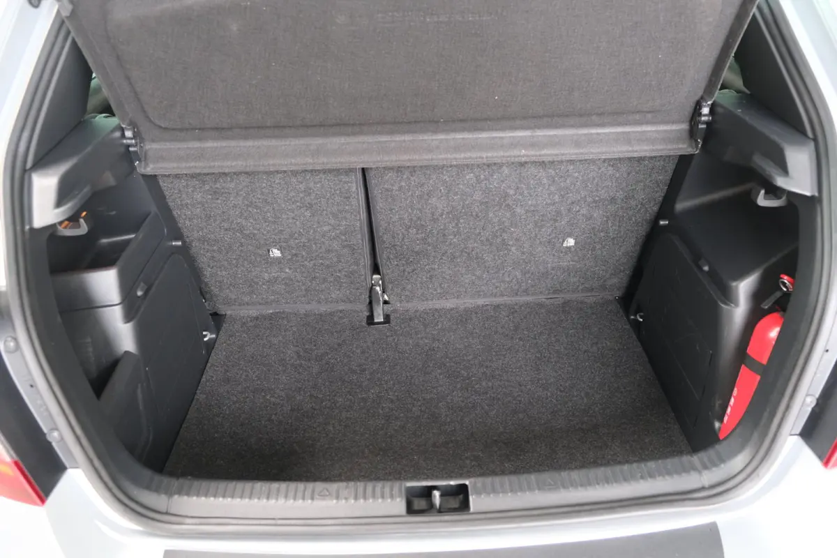1.0 TSI Sport business - N.A.P. Airco, Cruise, PDC, Carplay.