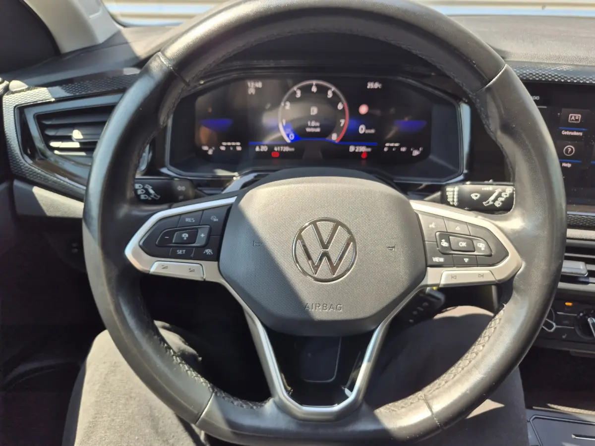 1.0 TSI Life Business,airco,navigatie,apple/carplay,stoelverwarming,