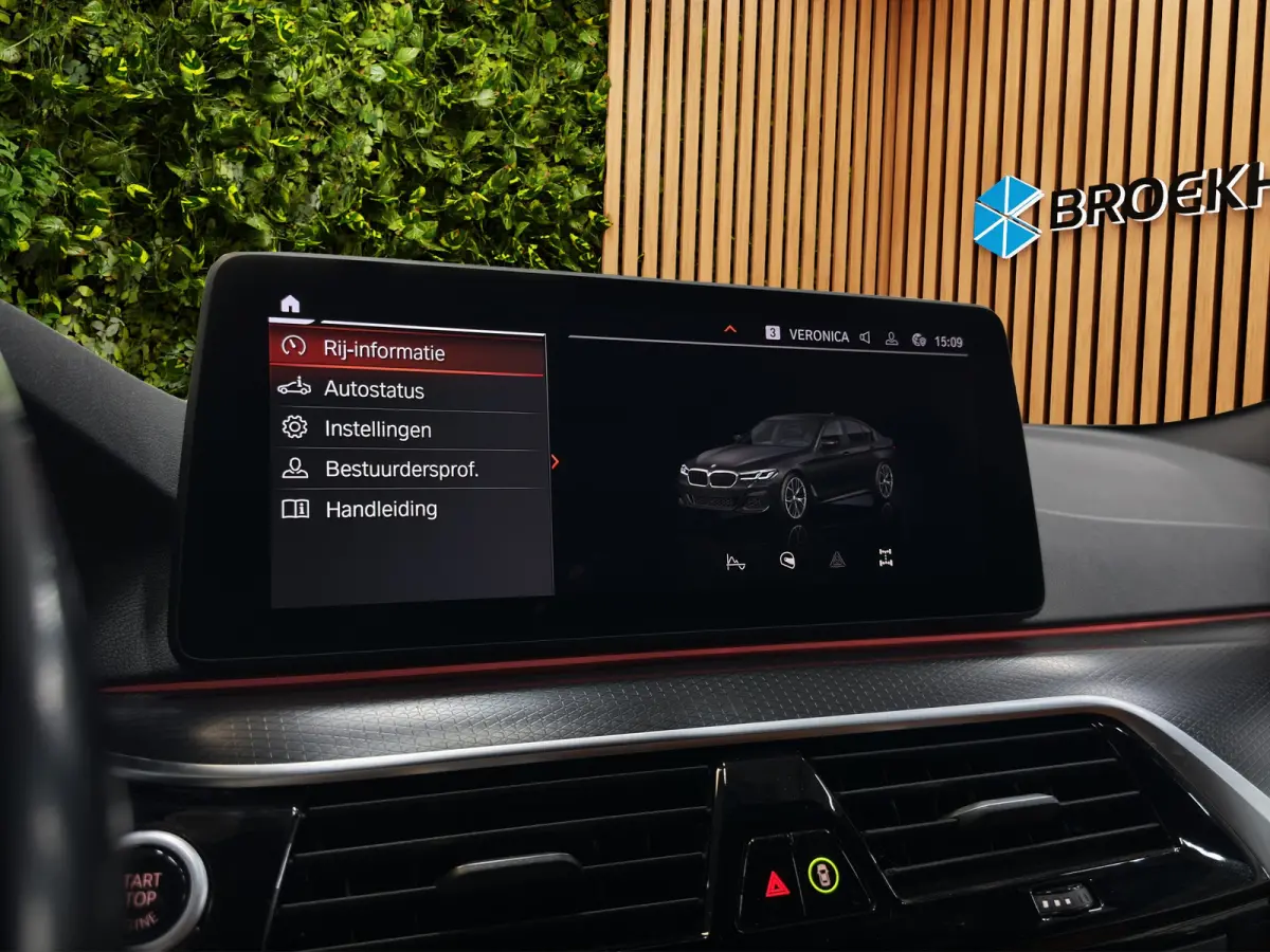 530i Business Edition Plus | M-Pakket | Laser-LED | Camera | CarPlay | Sfeerverlichting | Memory