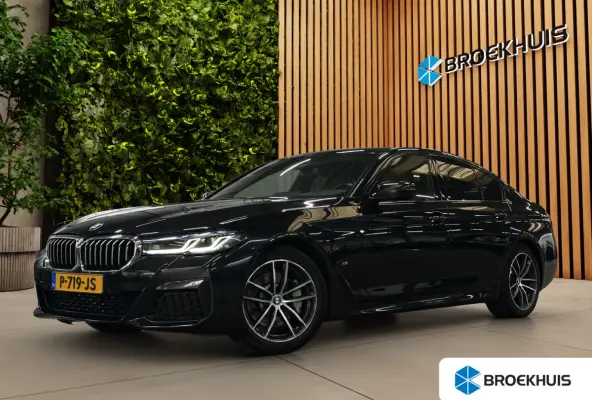 530i Business Edition Plus | M-Pakket | Laser-LED | Camera | CarPlay | Sfeerverlichting | Memory