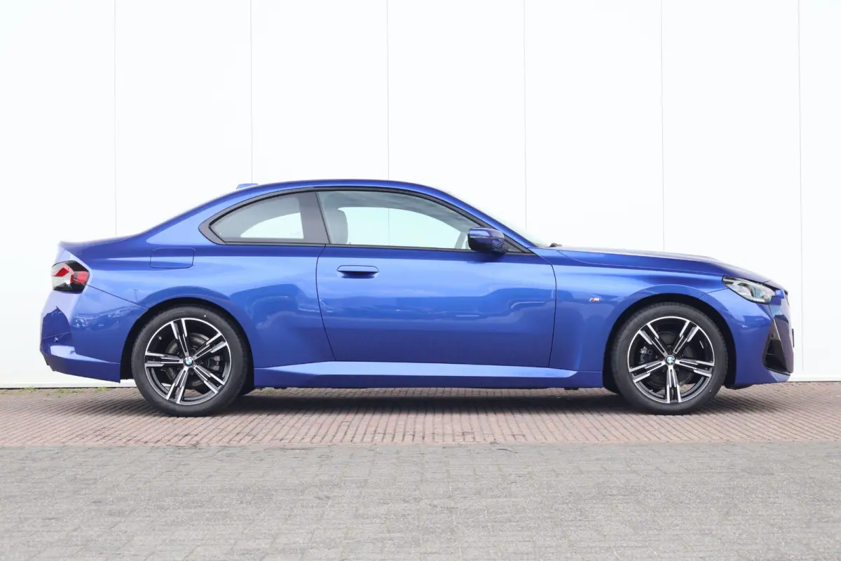 218i M Sportpakket/ 18 inch LM/ Stoelverwarming/ BMW Live Cockpit Plus/ Cruise Control/ Navigatie