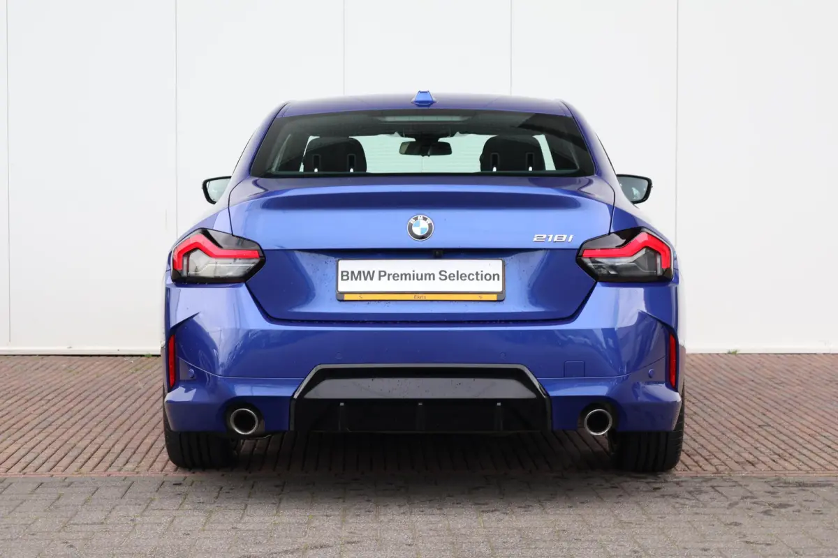 218i M Sportpakket/ 18 inch LM/ Stoelverwarming/ BMW Live Cockpit Plus/ Cruise Control/ Navigatie