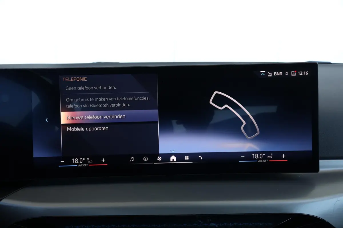 218i M Sportpakket/ 18 inch LM/ Stoelverwarming/ BMW Live Cockpit Plus/ Cruise Control/ Navigatie
