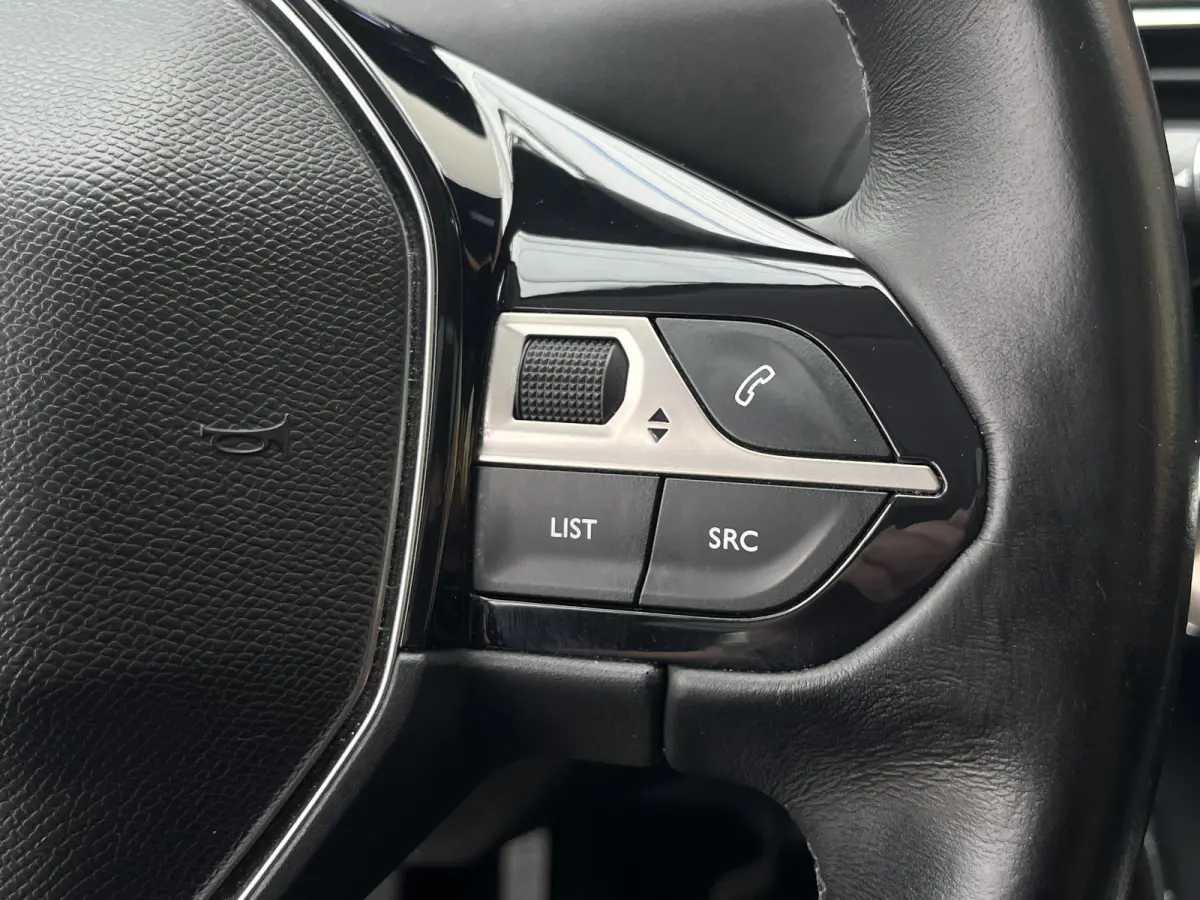 PureTech 130 AGC Première | Schuifdak | Camera voor + achter | Stoelverwarming | Carplay/Android Auto |