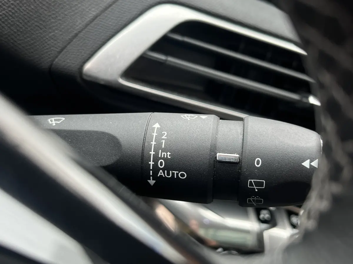 PureTech 130 AGC Première | Schuifdak | Camera voor + achter | Stoelverwarming | Carplay/Android Auto |
