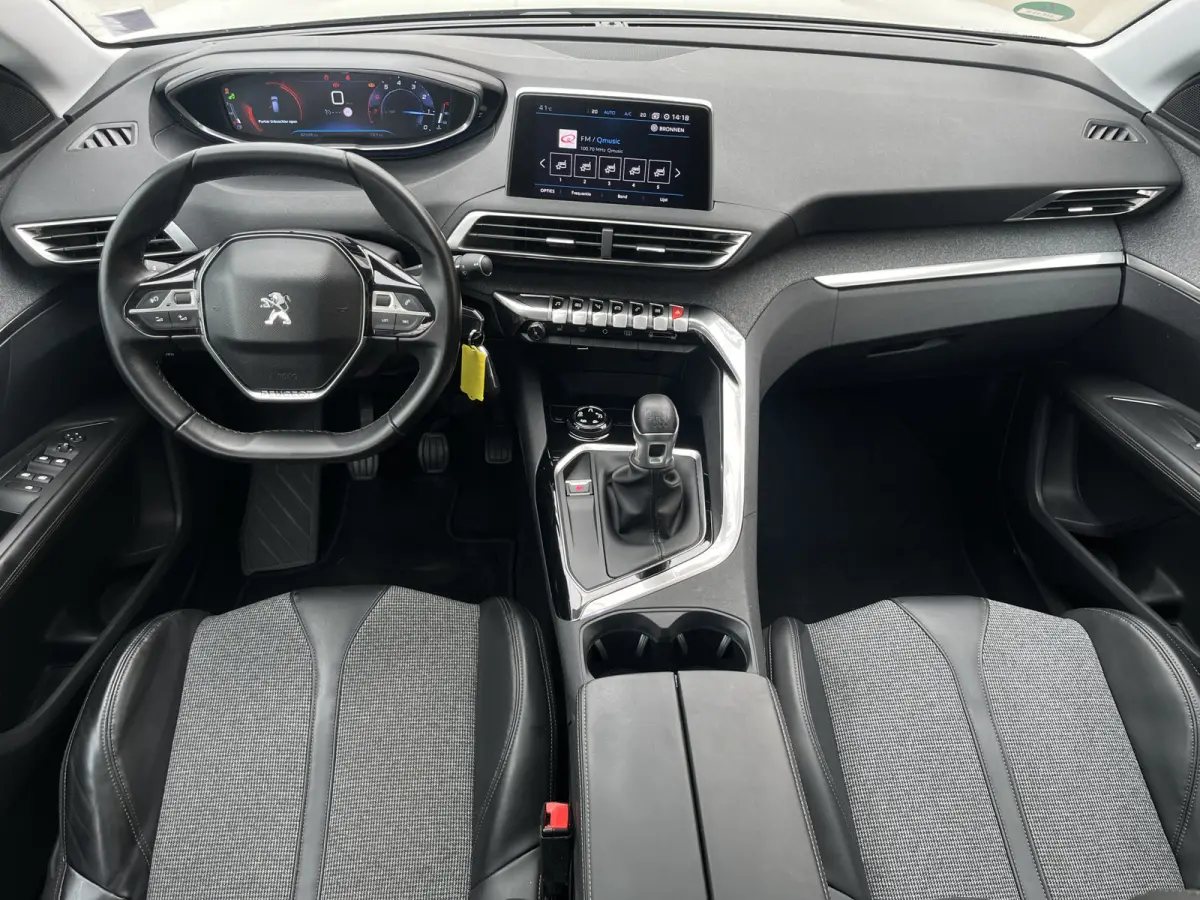 PureTech 130 AGC Première | Schuifdak | Camera voor + achter | Stoelverwarming | Carplay/Android Auto |