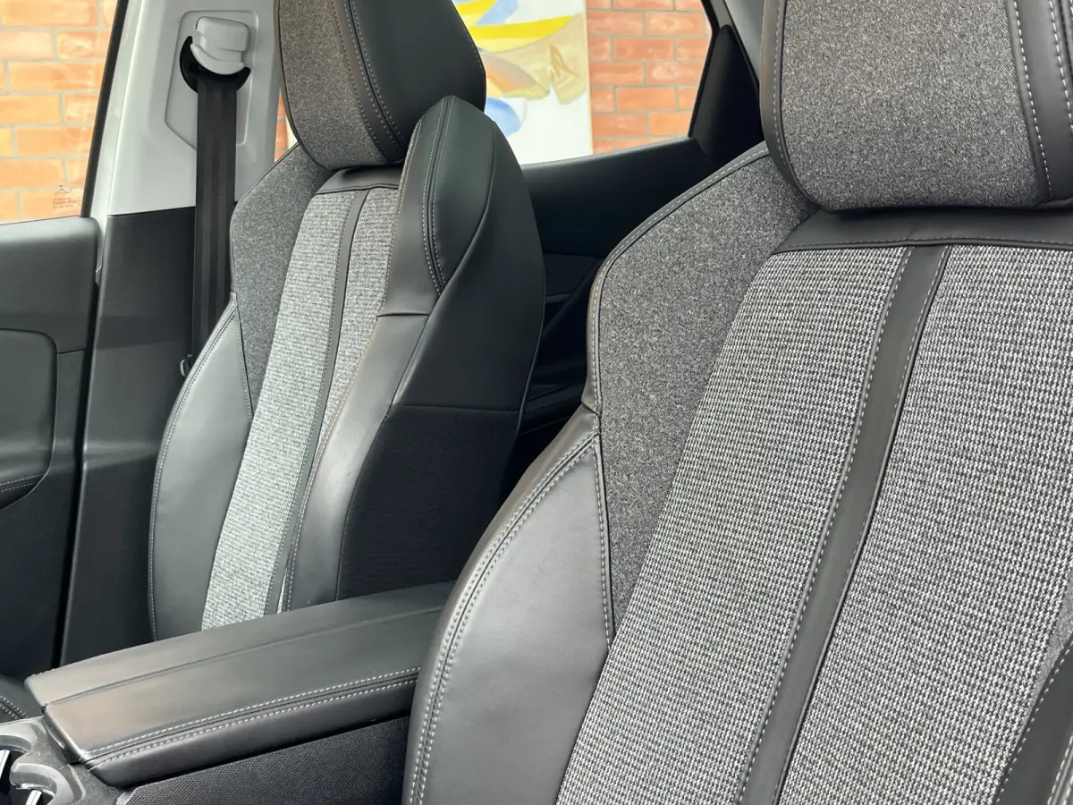 PureTech 130 AGC Première | Schuifdak | Camera voor + achter | Stoelverwarming | Carplay/Android Auto |