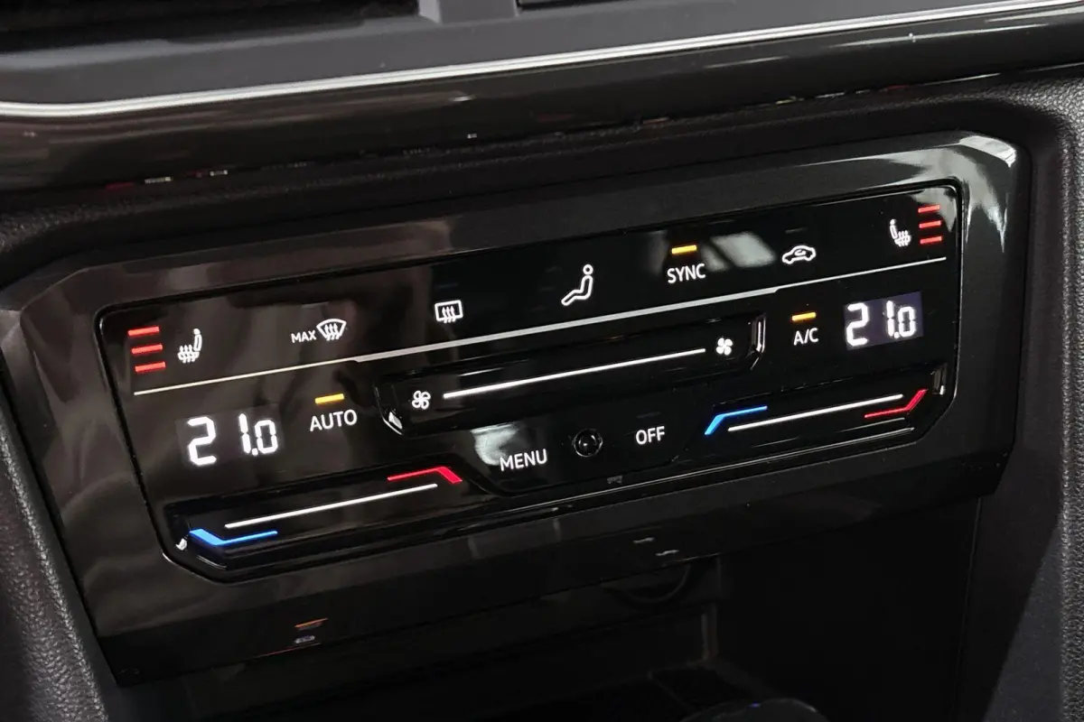 1.4 TSI e-Hybrid PHEV FR Panoramadak Trekhaak Kuipstoelen Camera