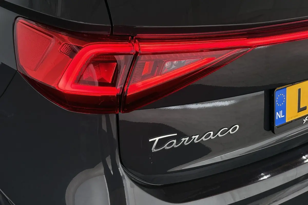 1.4 TSI e-Hybrid PHEV FR Panoramadak Trekhaak Kuipstoelen Camera