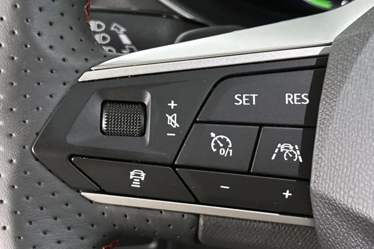 1.4 TSI e-Hybrid PHEV FR Panoramadak Trekhaak Kuipstoelen Camera