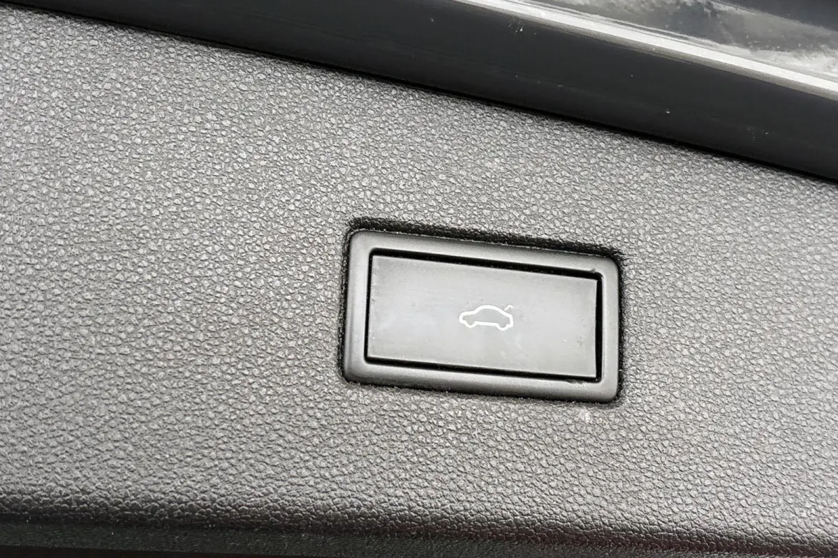 1.4 TSI e-Hybrid PHEV FR Panoramadak Trekhaak Kuipstoelen Camera