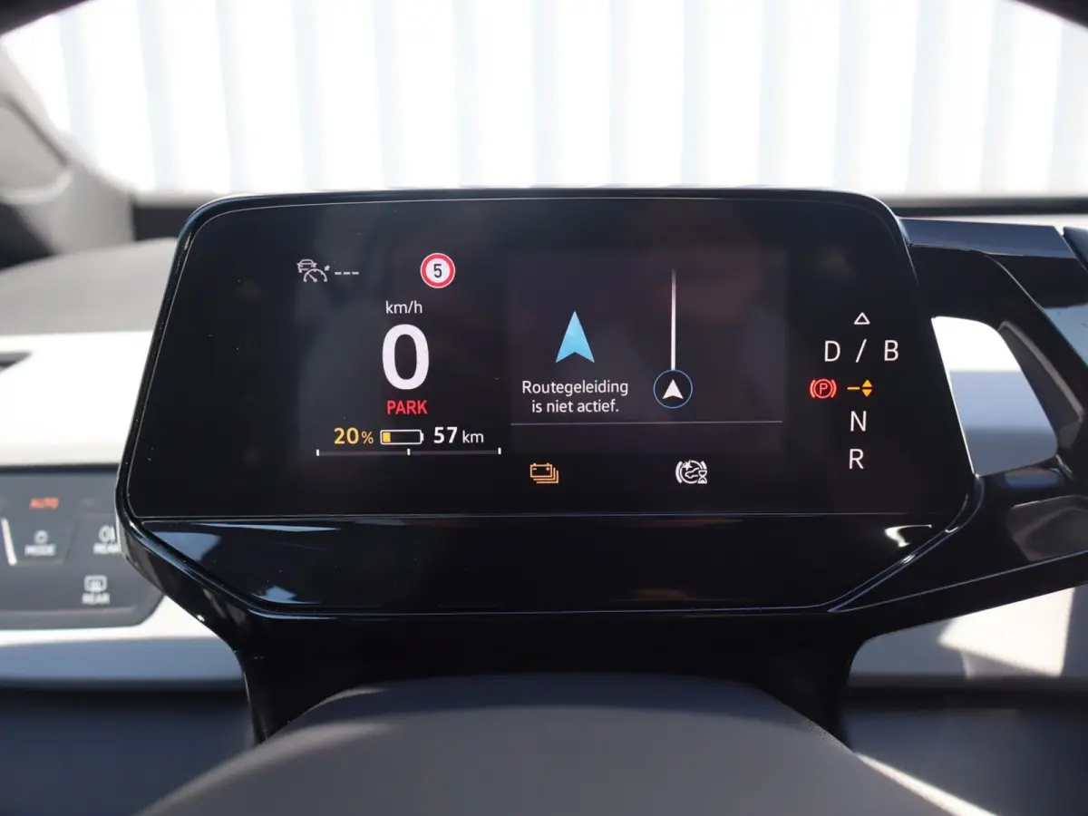 204pk First Plus 58 kWh | SoH 93% | Camera | Stuurwielverwarming | Stoelverwarming | All Season Banden