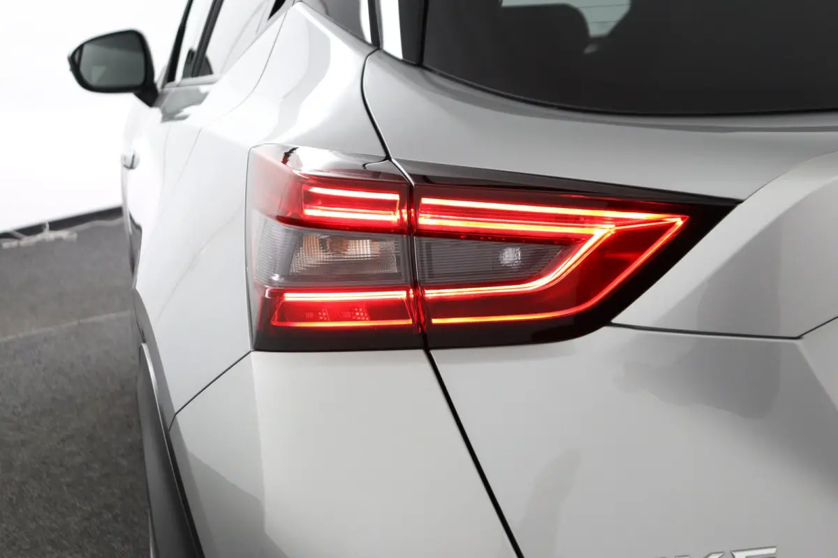 1.6 Hybrid N-Design | Stoel-, Stuur- & Voorruitverw. |