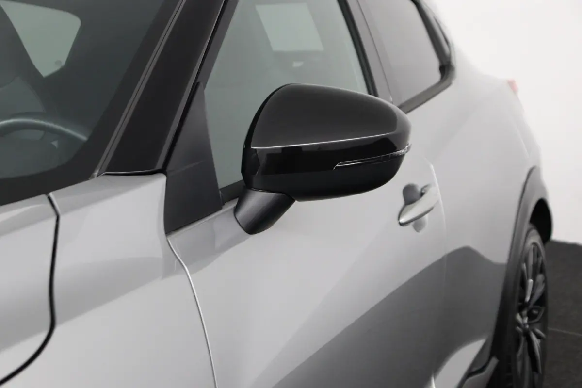 1.6 Hybrid N-Design | Stoel-, Stuur- & Voorruitverw. |