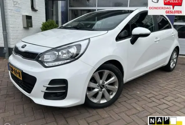 1.2 CVVT DynamicLine * NAVIGATIE * AIRCO *