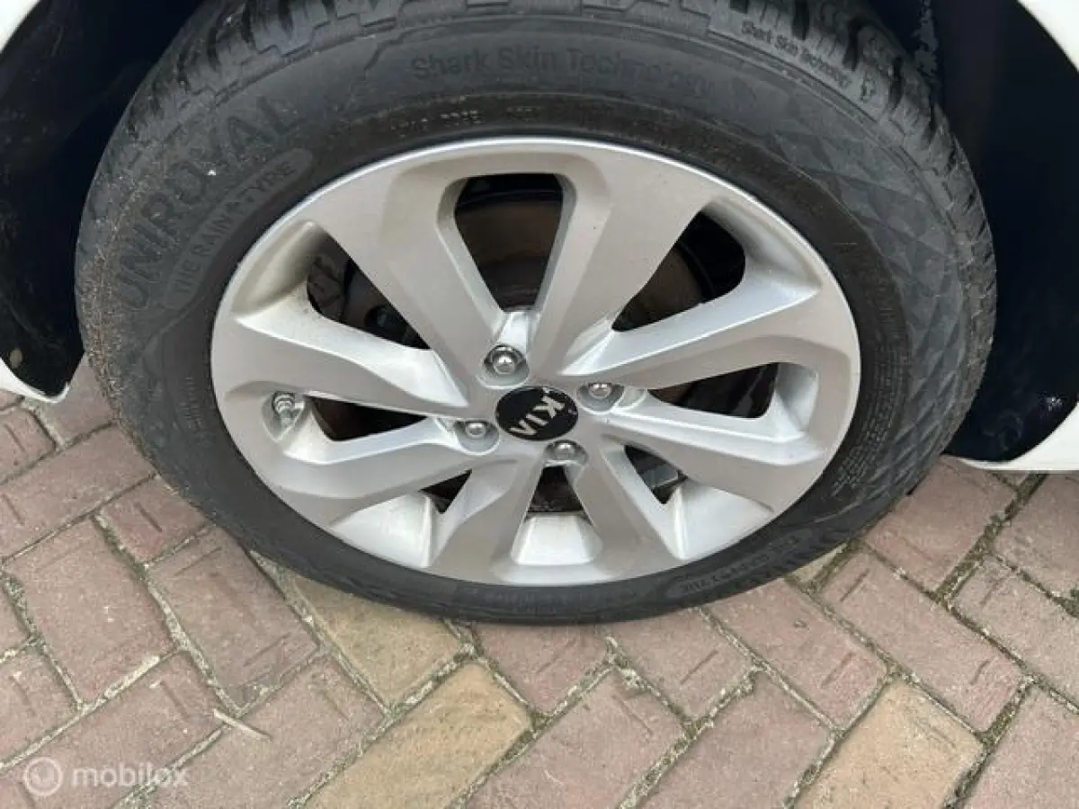 1.2 CVVT DynamicLine * NAVIGATIE * AIRCO *