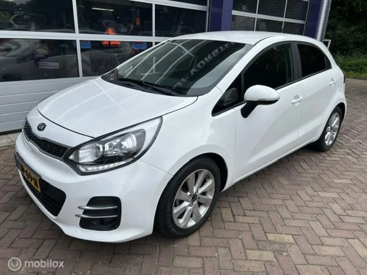 1.2 CVVT DynamicLine * NAVIGATIE * AIRCO *