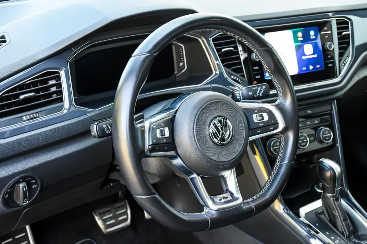 1.5 TSI Sport Business 3X R-line Pano Virtual Camera