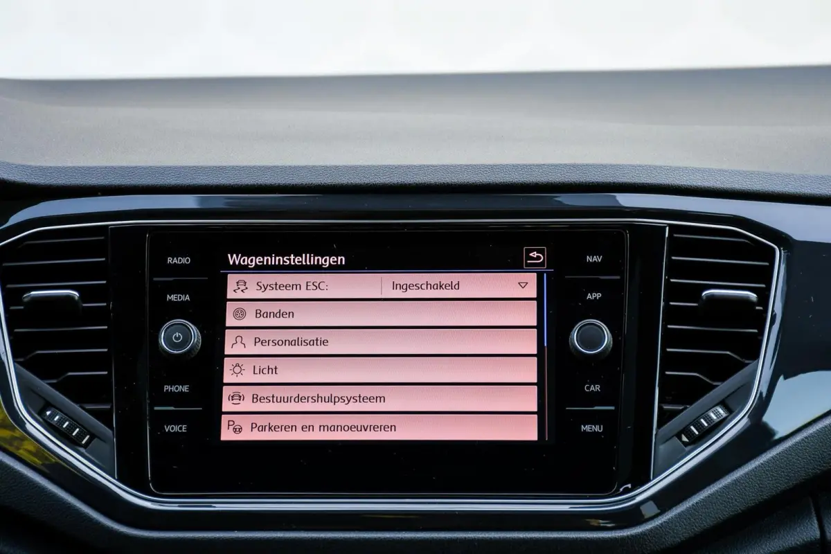 1.5 TSI Sport Business 3X R-line Pano Virtual Camera