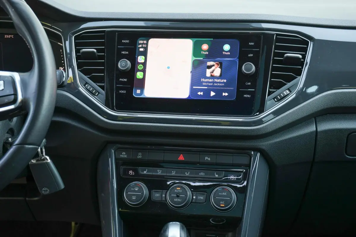1.5 TSI Sport Business 3X R-line Pano Virtual Camera