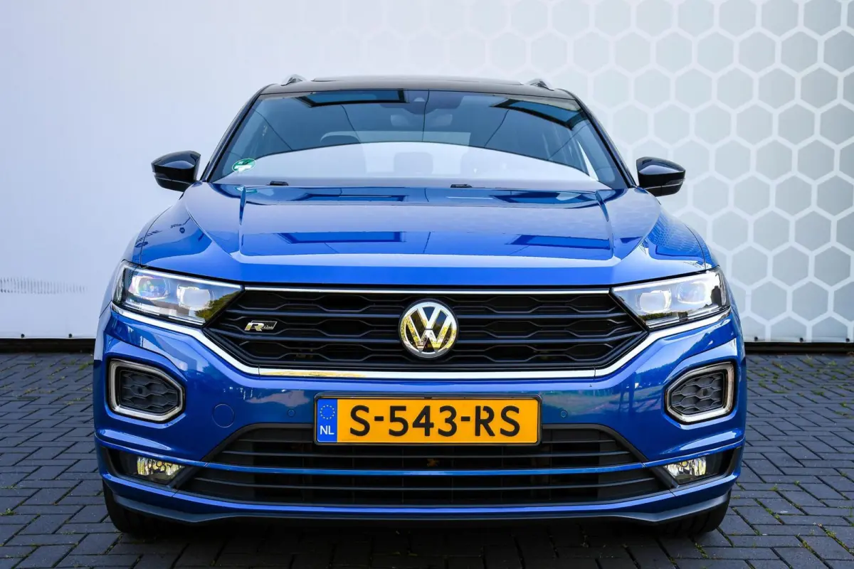1.5 TSI Sport Business 3X R-line Pano Virtual Camera