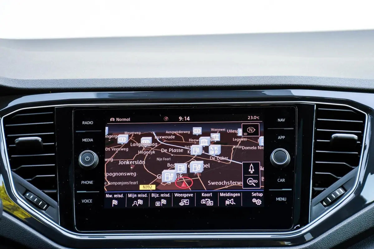 1.5 TSI Sport Business 3X R-line Pano Virtual Camera