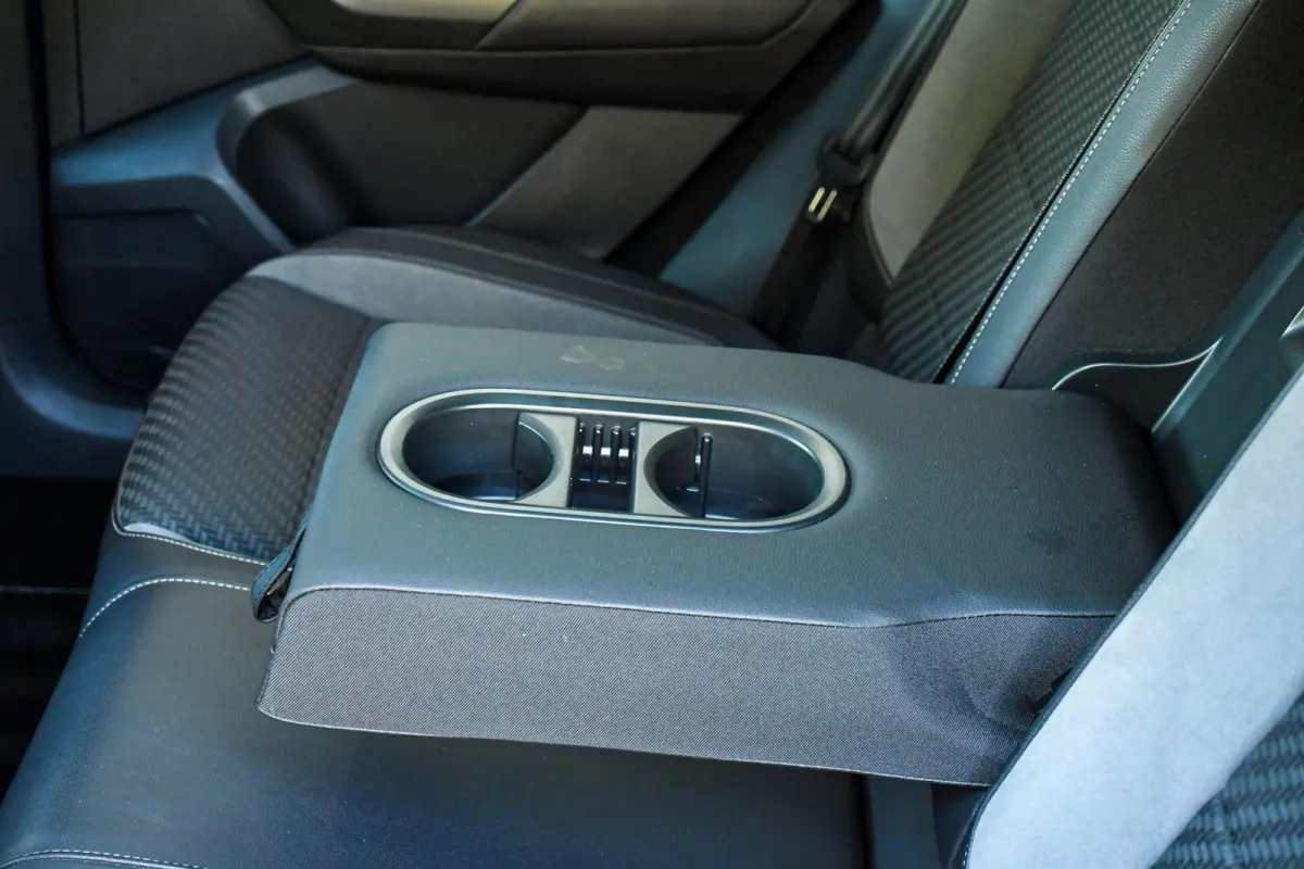 1.5 TSI Sport Business 3X R-line Pano Virtual Camera