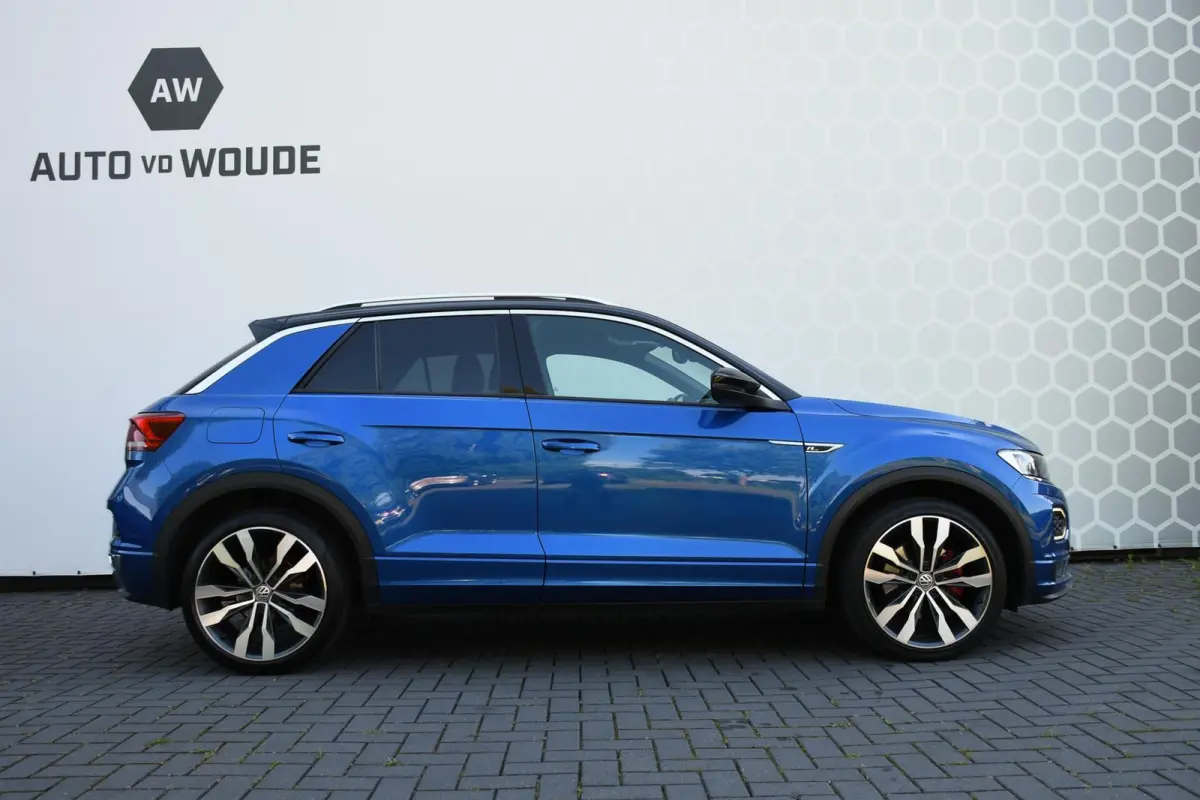 1.5 TSI Sport Business 3X R-line Pano Virtual Camera