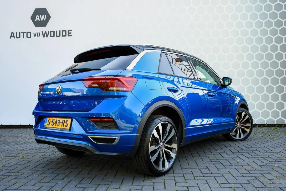 1.5 TSI Sport Business 3X R-line Pano Virtual Camera