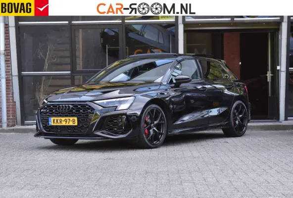 2.5 TFSI RS3 quattro HUD Pano Massage Keyless B&O Lane