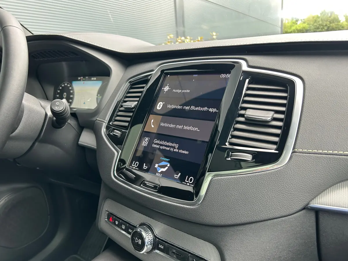 2.0 T8 Recharge AWD R-Design Long Range | Long Range | Pano | Pilot Assist | Stoel & stuurverwarming | Harman/Kardon |