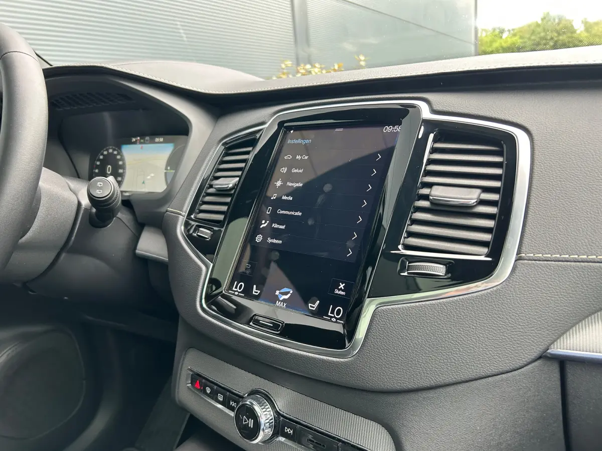2.0 T8 Recharge AWD R-Design Long Range | Long Range | Pano | Pilot Assist | Stoel & stuurverwarming | Harman/Kardon |