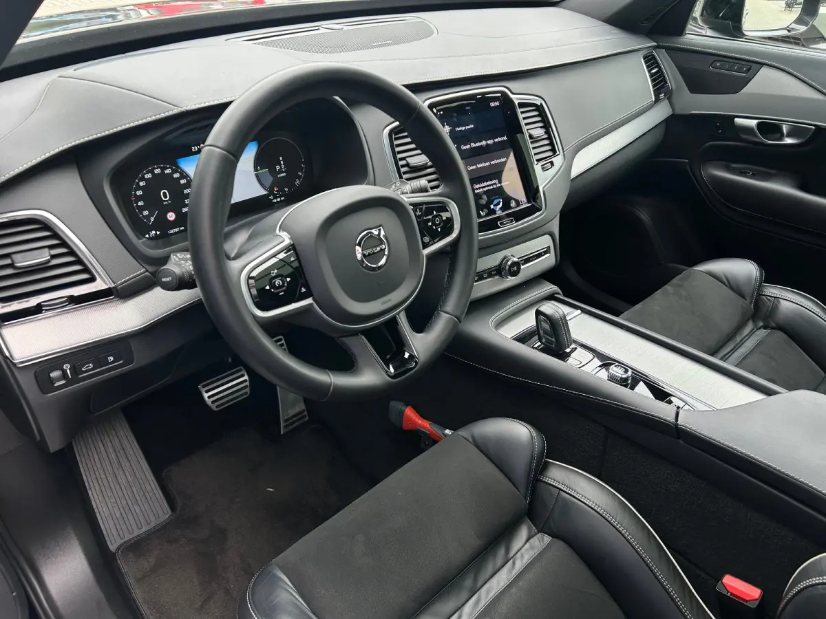 2.0 T8 Recharge AWD R-Design Long Range | Long Range | Pano | Pilot Assist | Stoel & stuurverwarming | Harman/Kardon |