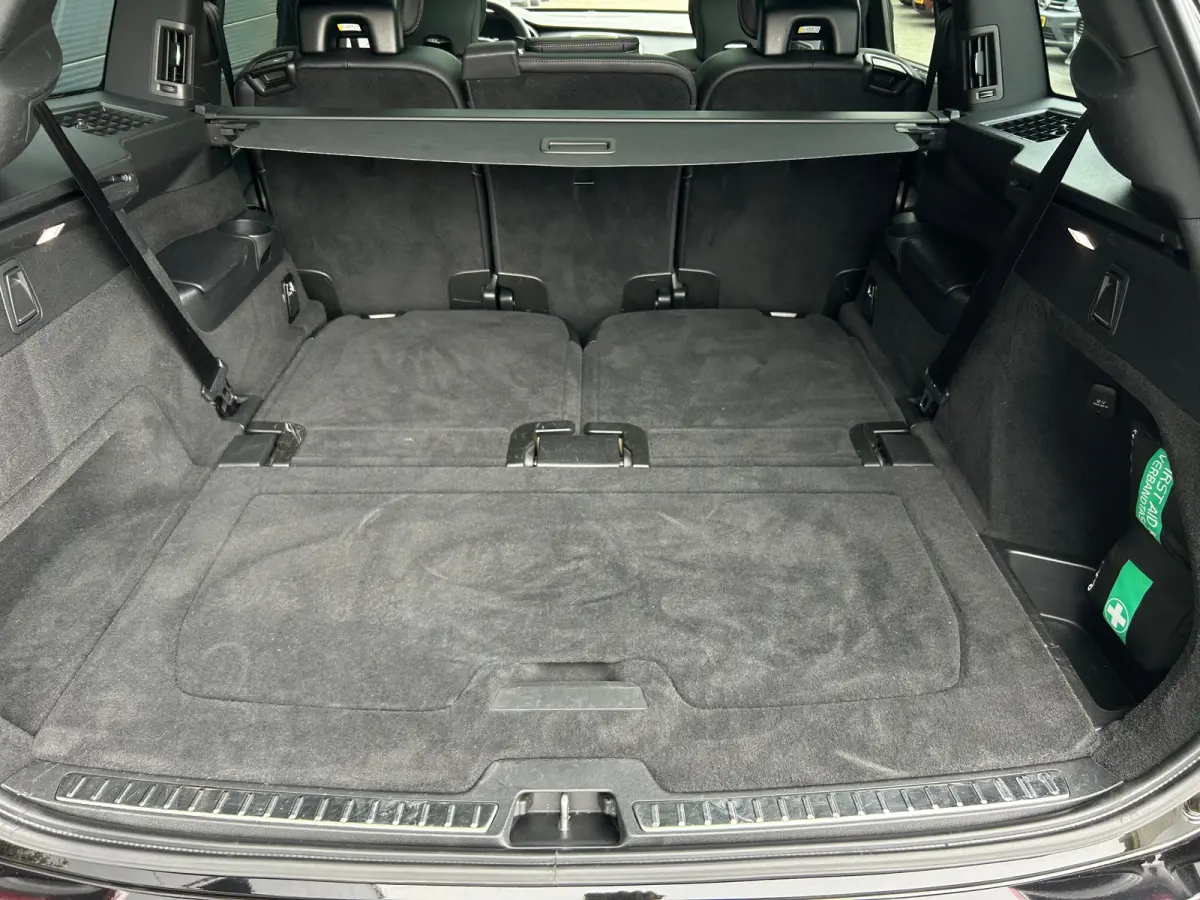 2.0 T8 Recharge AWD R-Design Long Range | Long Range | Pano | Pilot Assist | Stoel & stuurverwarming | Harman/Kardon |