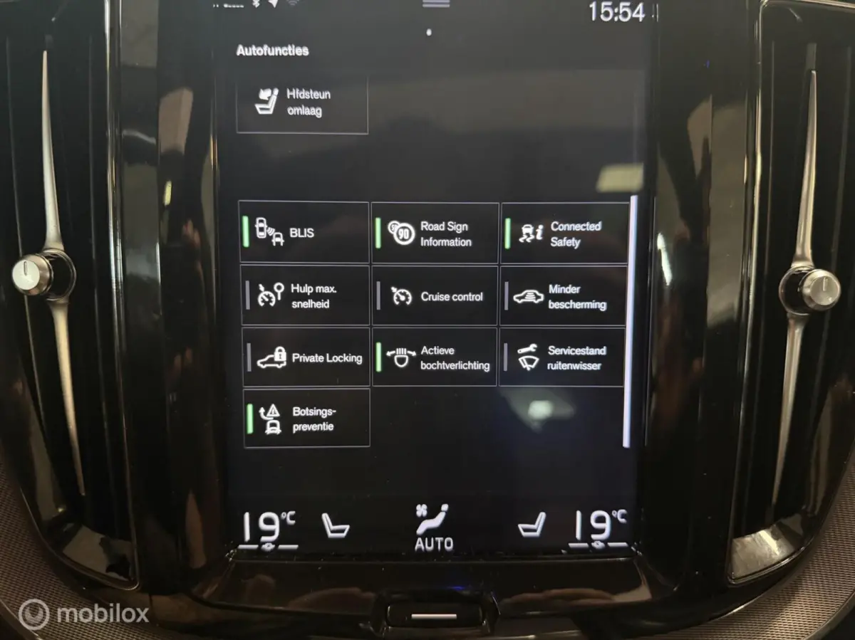 2.0 T8 Twin Engine AWD R-Design PANO TREKHAAK BTW