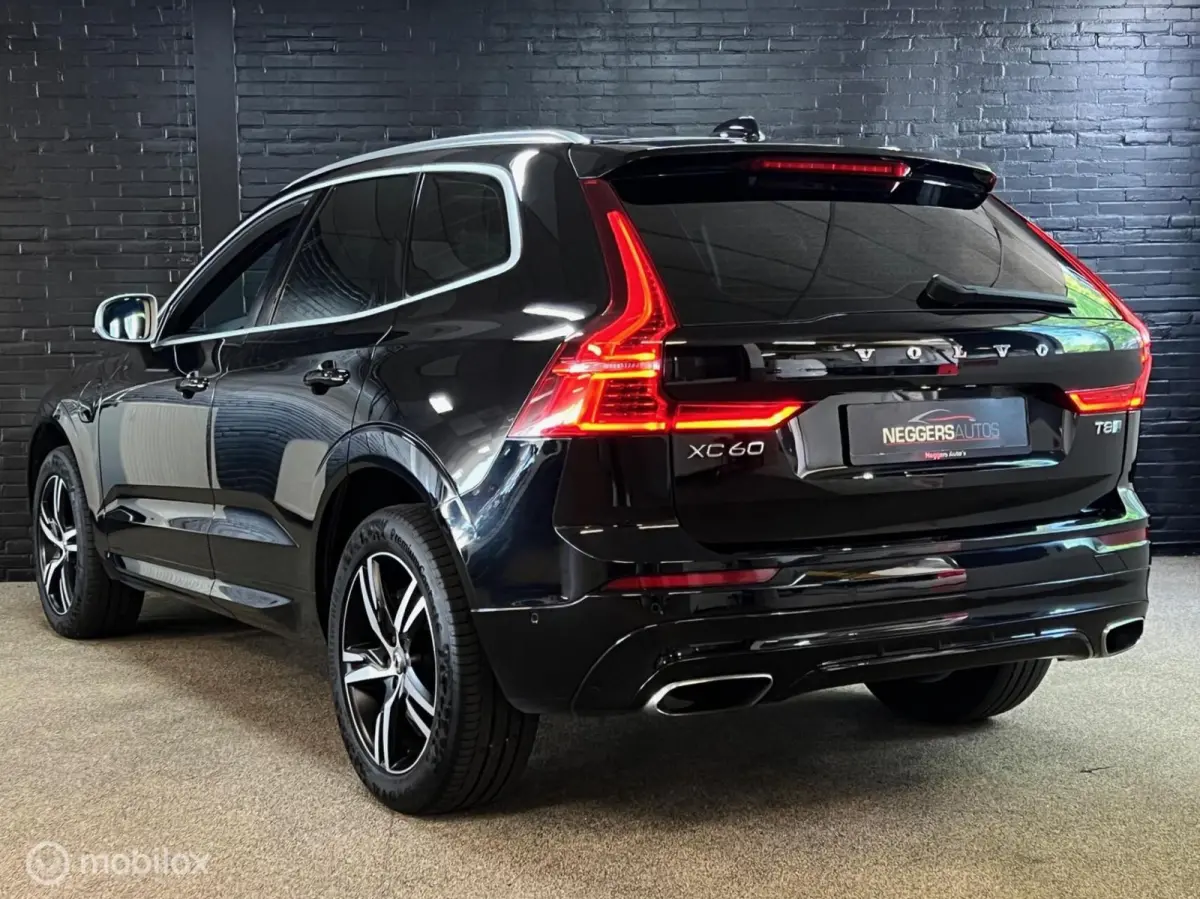 2.0 T8 Twin Engine AWD R-Design PANO TREKHAAK BTW