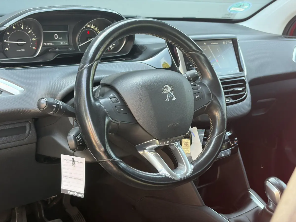 1.2 PureTech Allure 1e Eigenaar,D-riem vv in 2023,Afn.Trekhaak,Dealer Onderhouden,Carplay,Navi,Clima,Cruise,Lm velgen,110pk,N.A.P,Pdc,Apk tot 07-2027