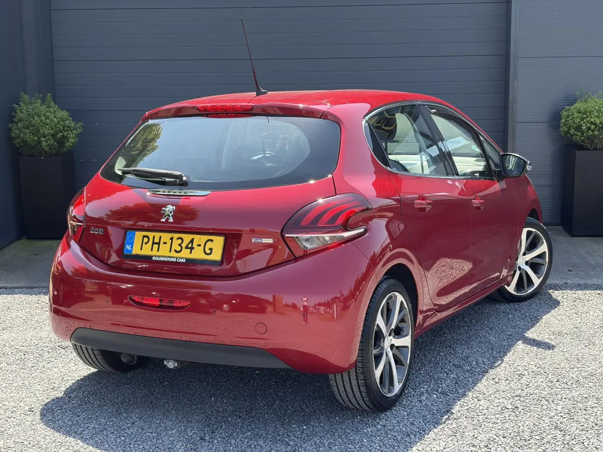 1.2 PureTech Allure 1e Eigenaar,D-riem vv in 2023,Afn.Trekhaak,Dealer Onderhouden,Carplay,Navi,Clima,Cruise,Lm velgen,110pk,N.A.P,Pdc,Apk tot 07-2027