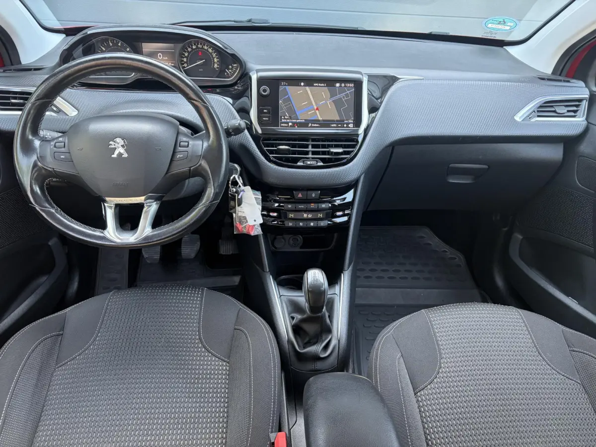 1.2 PureTech Allure 1e Eigenaar,D-riem vv in 2023,Afn.Trekhaak,Dealer Onderhouden,Carplay,Navi,Clima,Cruise,Lm velgen,110pk,N.A.P,Pdc,Apk tot 07-2027