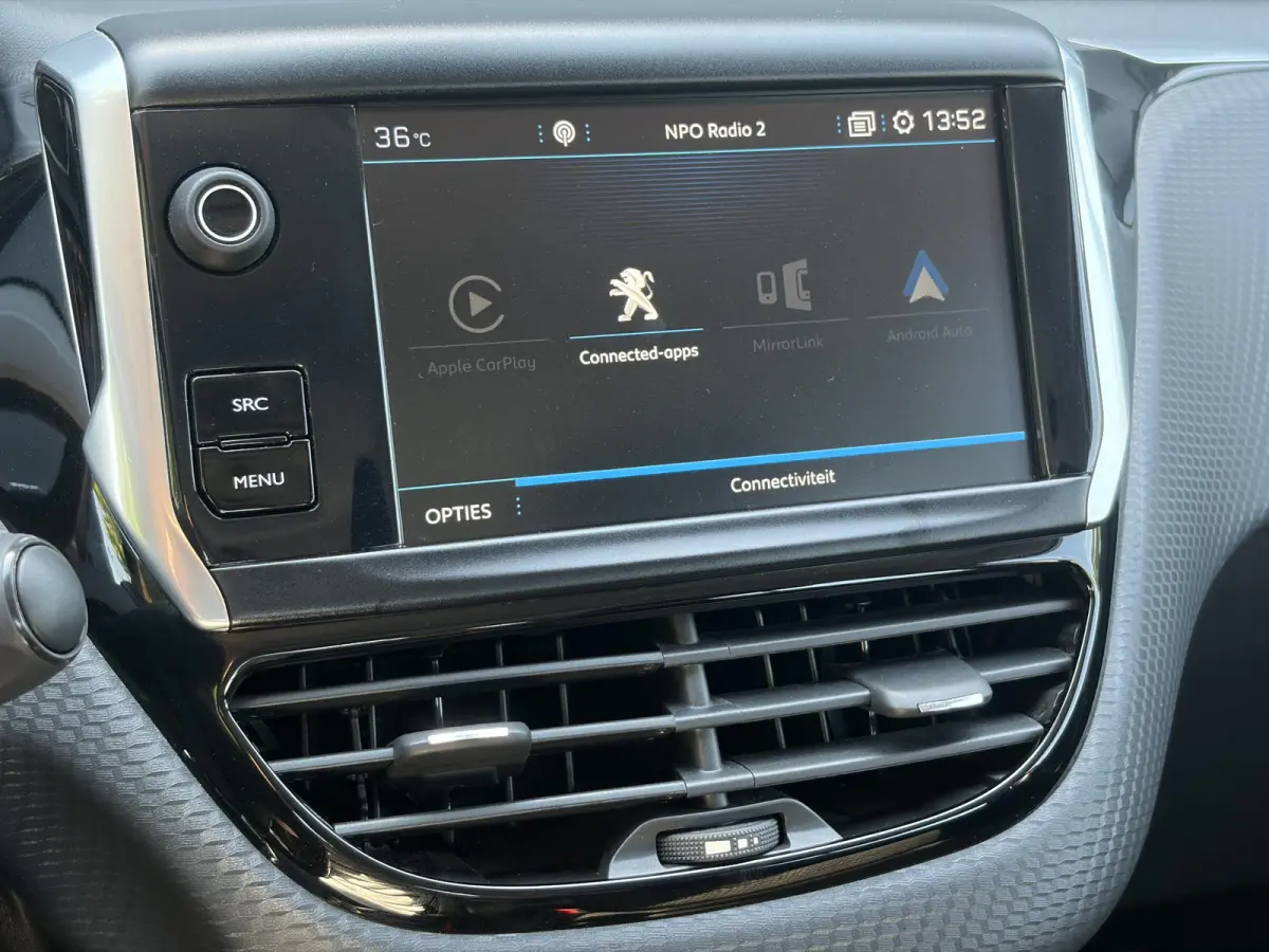 1.2 PureTech Allure 1e Eigenaar,D-riem vv in 2023,Afn.Trekhaak,Dealer Onderhouden,Carplay,Navi,Clima,Cruise,Lm velgen,110pk,N.A.P,Pdc,Apk tot 07-2027