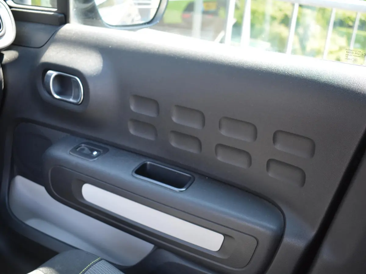1.2 PureTech C-Series | Navigatie | Climate Control | Apple CarPlay / Android Auto |