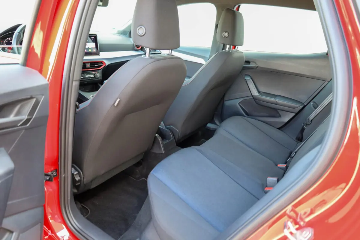 1.0 EcoTSI 110pk FR Plus | LM Velgen 17" | Apple Carplay/Android Auto | DAB