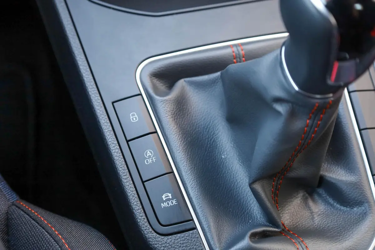 1.0 EcoTSI 110pk FR Plus | LM Velgen 17" | Apple Carplay/Android Auto | DAB