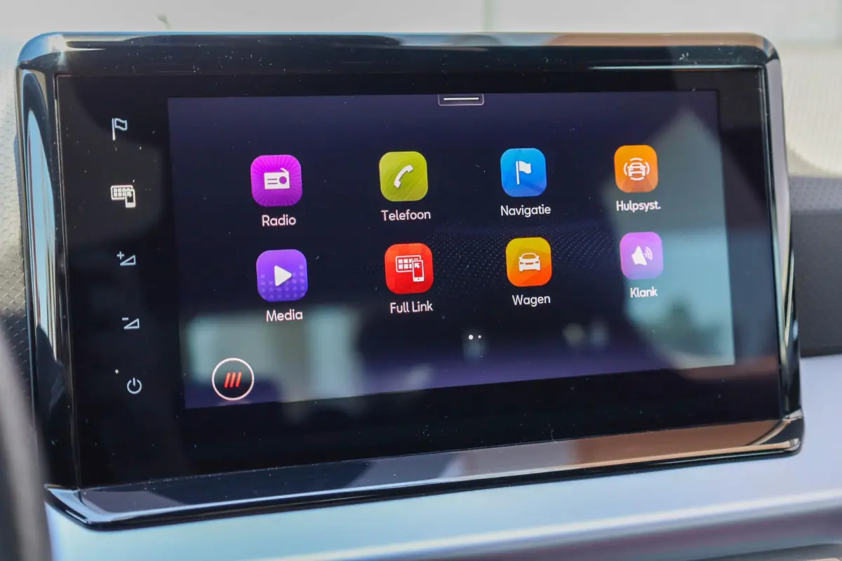1.0 EcoTSI 110pk FR Plus | LM Velgen 17" | Apple Carplay/Android Auto | DAB