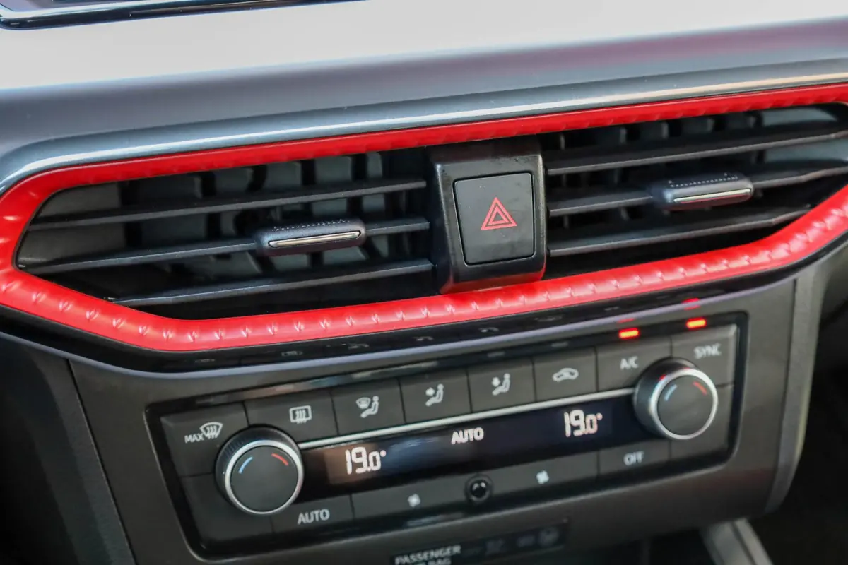 1.0 EcoTSI 110pk FR Plus | LM Velgen 17" | Apple Carplay/Android Auto | DAB